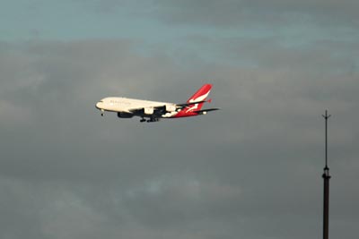 April 2023 | VH-OQK | Airbus A380-842 | Quantas | Im Anflug auf den Flughafen Sydney (YSSY)