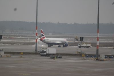 Februar 2026 | G-TTNM | Airbus A320-251N | British Airways | Flughafen Berlin-Brandenburg (EDDB/BER) | Enteisung